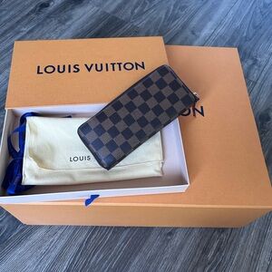 Louis Vuitton Clemence Damier Wallet